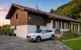 Au calme, parking gratuit,proche centre Thonon les bains